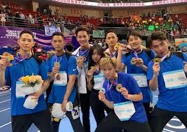 王建民在 2016 年皇家夺冠游行中，受到堪萨斯城球迷的热烈欢迎